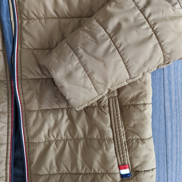 Champion Puffer Jacket - Picture 3 of 9
